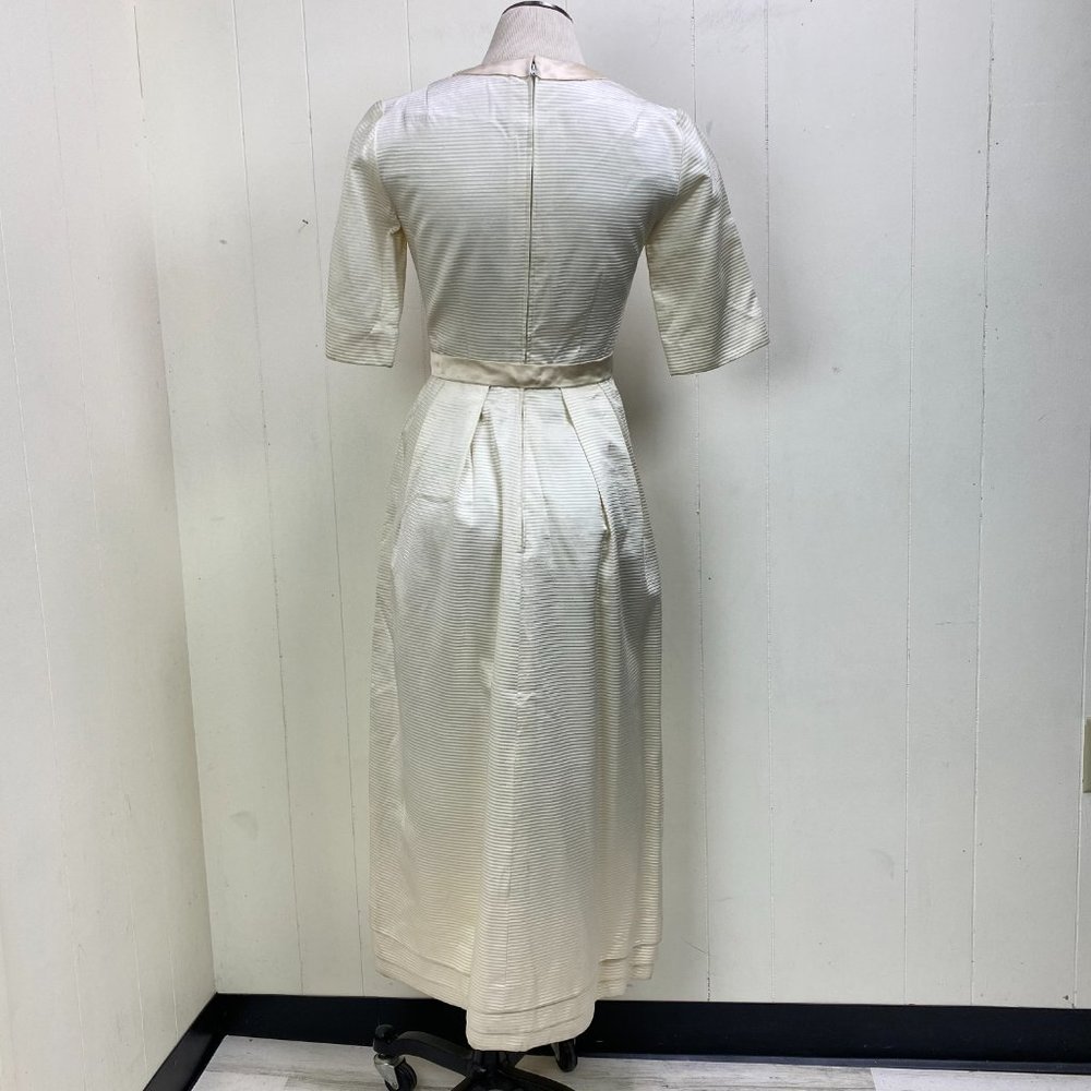 Vintage Ivory Ribbon Bow & Trim Wedding Dress - Picture 12 of 14